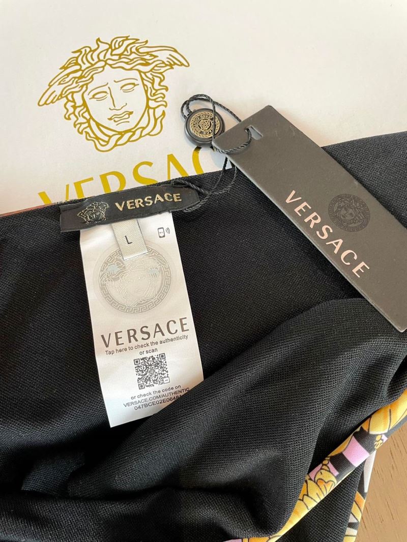 VERSACE